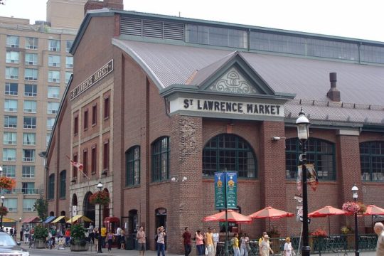 Private Food tour in Old Toronto with St Lawrence Market - Licensed tour guide