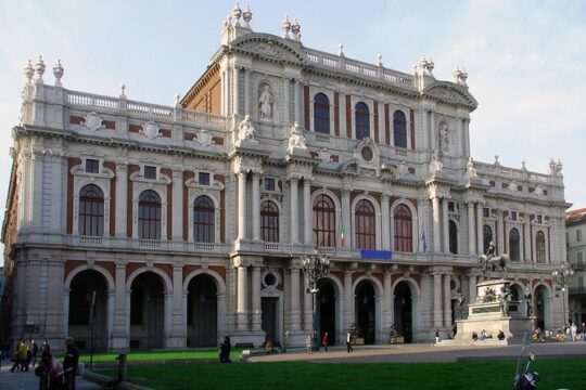 Private 8-hour Tour from Milan to Turin with Hotel pick-up and drop off