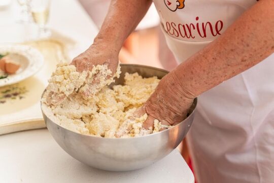 Private Pasta & Tiramisu Class at a Cesarina's home with tasting: Civitavecchia