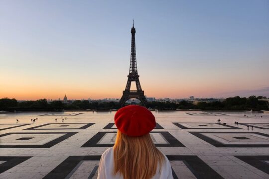 Paris Without People - Sunrise Bike Tour