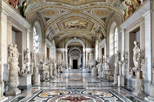 Vatican Museums Sistine Chapel and St. Peter's Basilica Tour