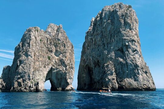 From Positano/Praiano: Full-Day Capri Private Tour by boat