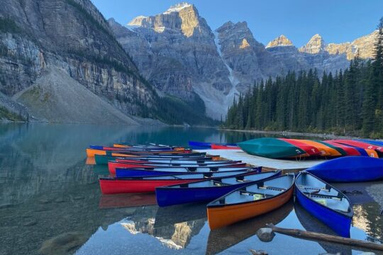 Moraine Lake: Sunrise or Daytime shared tour from Banff/Canmore