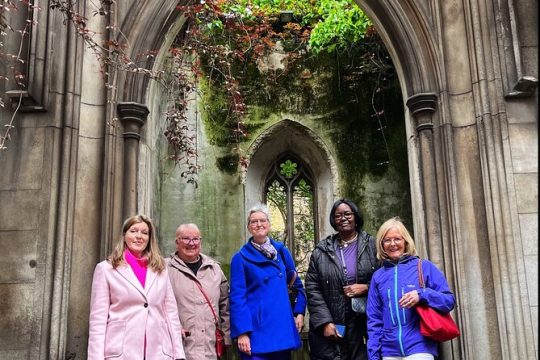 London Hidden Gardens Taxi Tour