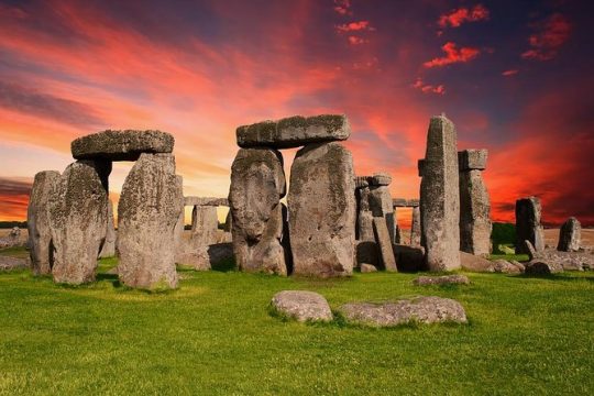 Private 6-hour excursion to Stonehenge from London with Hotel Pick Up
