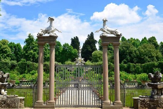 Boboli Garden Guided Tour with Wine Tasting in Florence