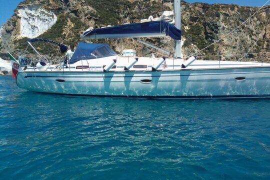 Sailing ship from Porto San Paolo (S.Teodoro-Olbia) to Tavolara, Molara