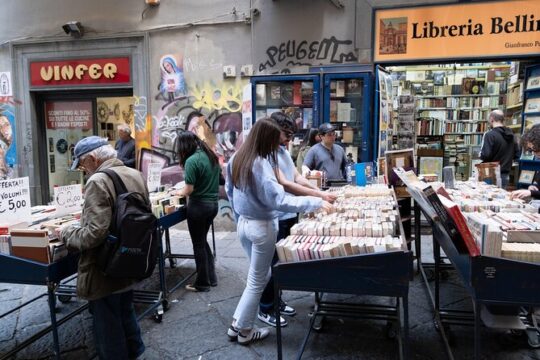 Naples historic centre small group tour with Underground entry
