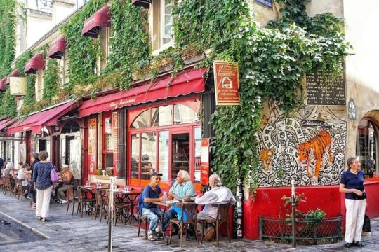 Full-Day to Le Marais with la Vallée Village Shopping Tour