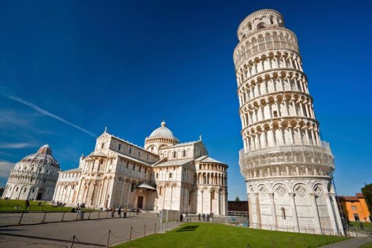 Private day trip to Siena, San Gimignano, Chianti and Pisa, from Florence