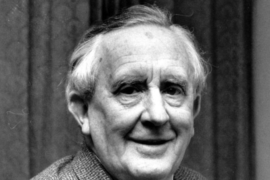 J.R.R. Tolkien's Oxford and Stonehenge Private Tour