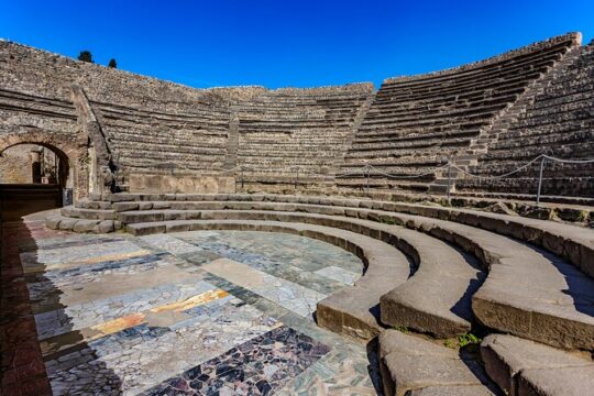 Private tour: Pompeii and Mount Vesuvius with wine tasting