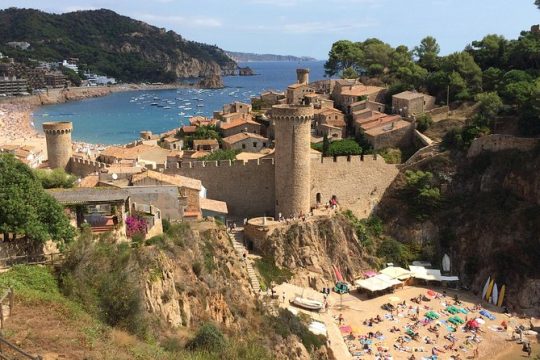 Costa Brava Scenic Hike & Tossa de Mar Small Group Tour