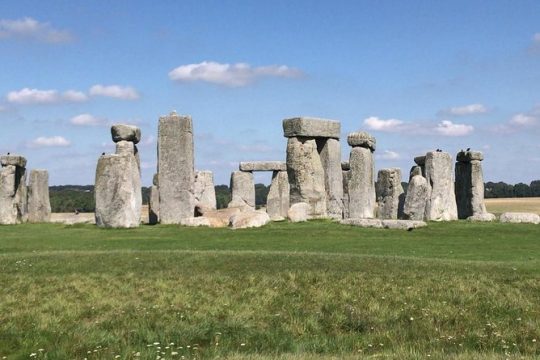 Windsor Castle | Stonehenge | Bath Private Guided Tour fr. London / Southampton