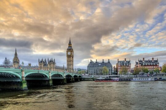 Royal Secrets Walking Tour
