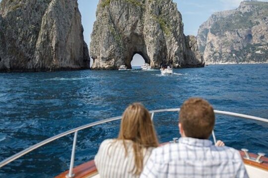 Vaucher to Capri from Naples including hydrofoil and boat tour of the island