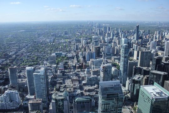 Toronto Private Tour: Hidden Gems & Highlights by a Local
