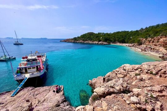 Cala Salada and Unspoiled North Beach Tour. Snorkelling and Aquarium