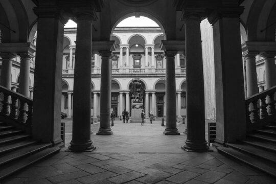 Brera district & Pinacoteca 2-hours guided experience with entrance tickets included
