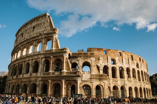 from Civitavecchia: Skip the line Colosseum and Ancient Roman forum
