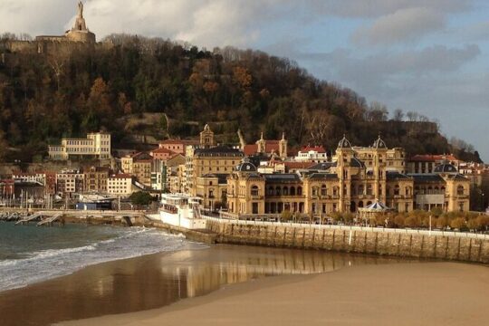 e-Scavenger hunt San Sebastián: Explore the city at your own pace