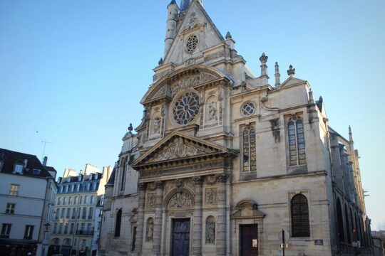 Kid-Friendly Private Medieval Paris Tour with Latin Quarter and Panthéon