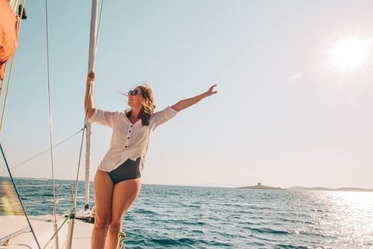 2-Hours Barcelona Sunset Sailing Tour