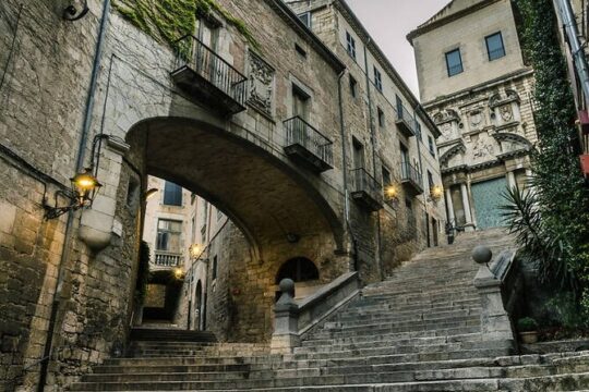 Visit Tossa De Mar and Girona for 8 Hours from Barcelona