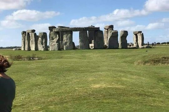 Private Round Trip from London to Stonehenge & Salisbury & Bath
