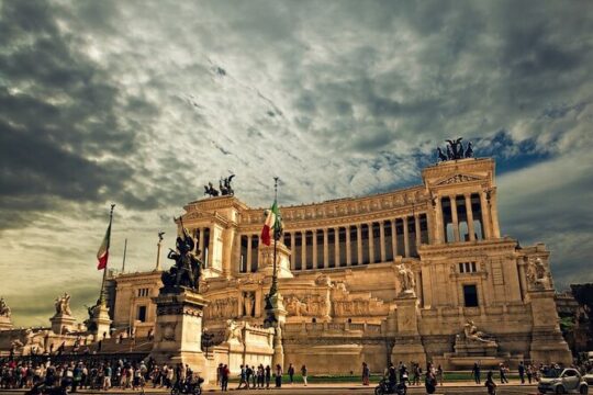 Exclusive Rome Explorer: Personalized Tour & Chauffeur