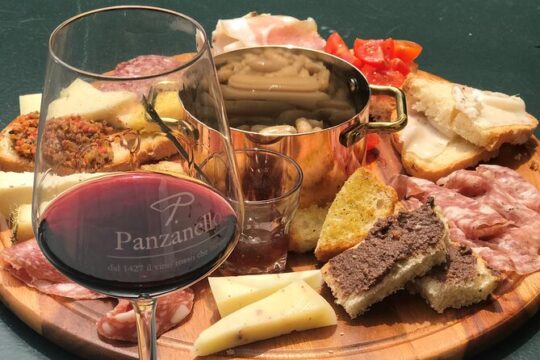 Exclusive Lunch Tour and Wine tasting at a Chianti Classic Winery