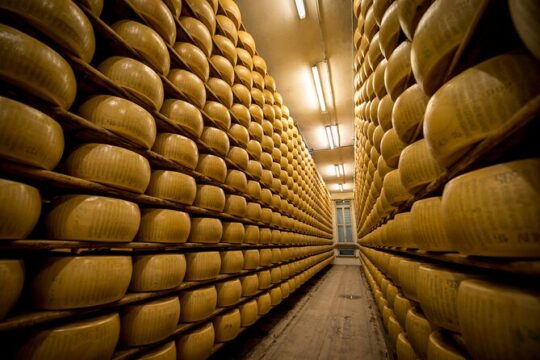 Secrets of Parmigiano Reggiano and Balsamic Vinegar