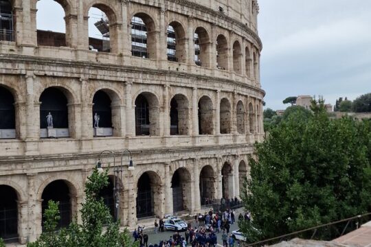 Colosseum and Roman Forum Private Tour