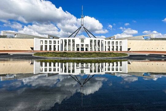 Private Canberra Scenes Tour From Sydney