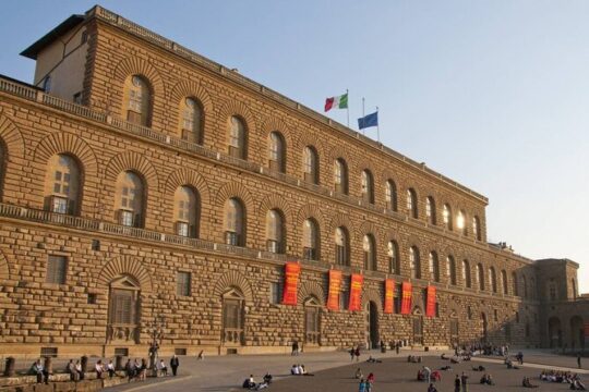 Palatina Gallery and Guided Walking Tour in Florence