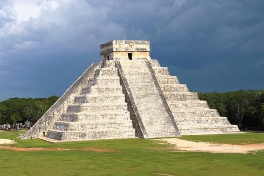 Wonders of the Mayab: Chichen Itza, Yokdzonot Cenote & Cooking Class