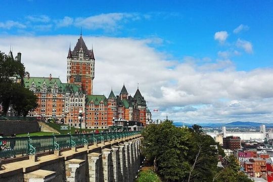 Private Full Day Tour from Montreal to Quebec and Montmorency Falls