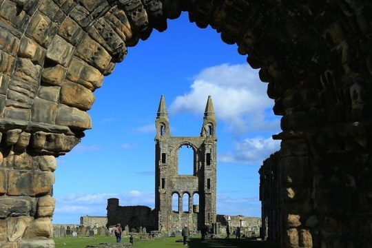 Edinburgh to St Andrews private driving tour