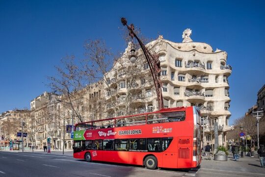 Shore Excursion: Barcelona City Tour Hop-On Hop-Off