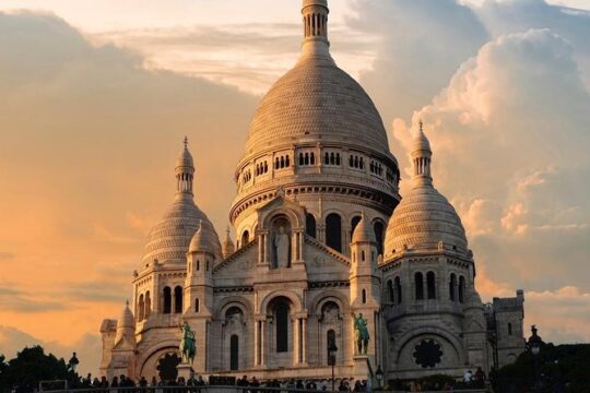 Sacred Heart and Montmartre with private guide