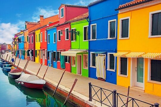 Island hopping tour: Mazzorbo, Burano and Murano