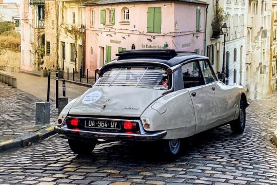Paris Exclusive Tour on a Classic Citroën DS with Open Roof