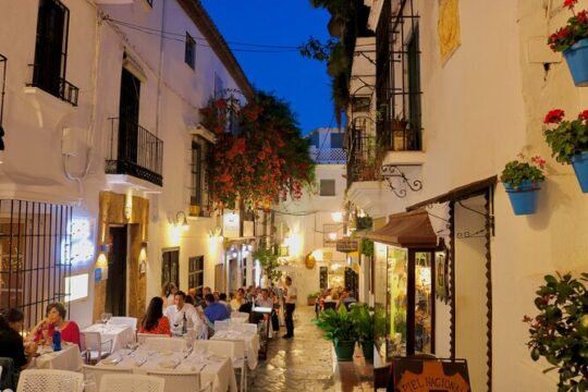 Marbella Old Town: Guided Tapas Tasting Adventure