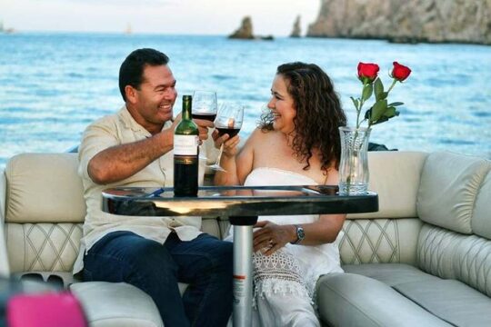 Private Customized Tritoon Boat Tour from Cabo San Lucas