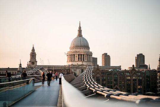 London to Portsmouth Private Transfer Service
