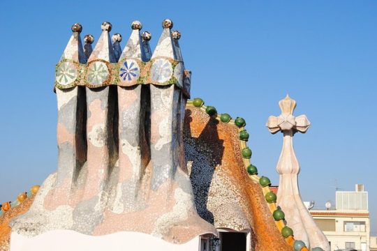 Casa Batlló & La Pedrera Small Group Tour + Chocolate Tasting