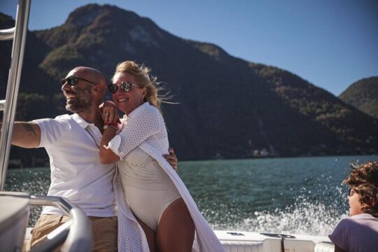 3H Private Boat Tour with Captain on Lake Como 6pax