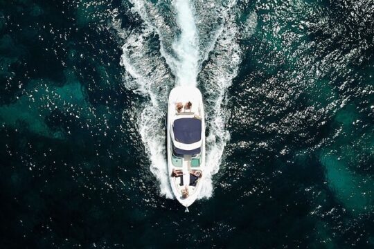 Private Charter 30ft Sports Yacht