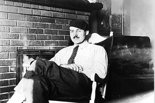 Hemingway in Paris - Small Group Walking Tour