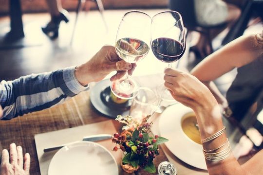 Private Barcelona Walking Tour & Wine Tasting + Tapas Dinner